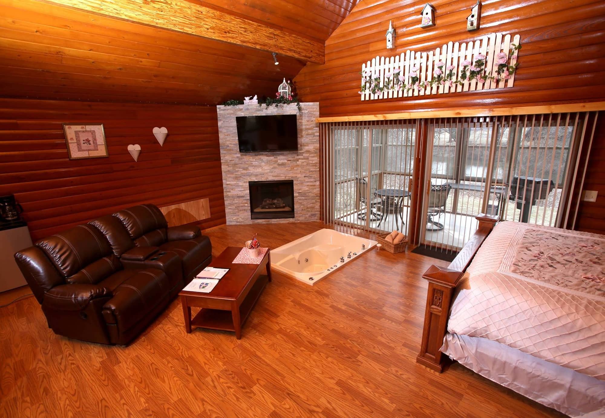 Cabin Rentals Cabins For Two Serenity Springs La Porte, Indiana